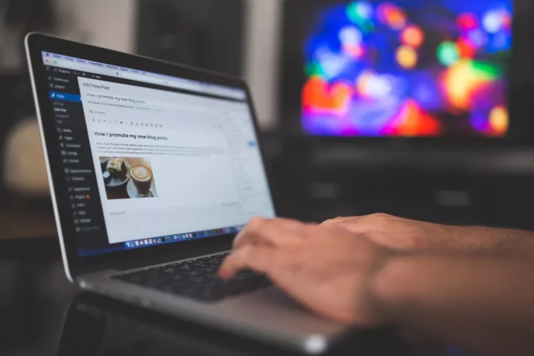 كيف تنشئ موقعا إلكترونيا احترافيا خطوة بخطوة (دليل شامل للمبتدئين)